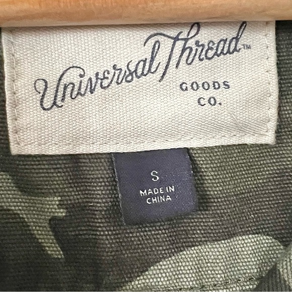 Universal Thread Women’s Green Camo Canvas Cotton Utility Jacket Hooded S Small - Picture 6 of 8
